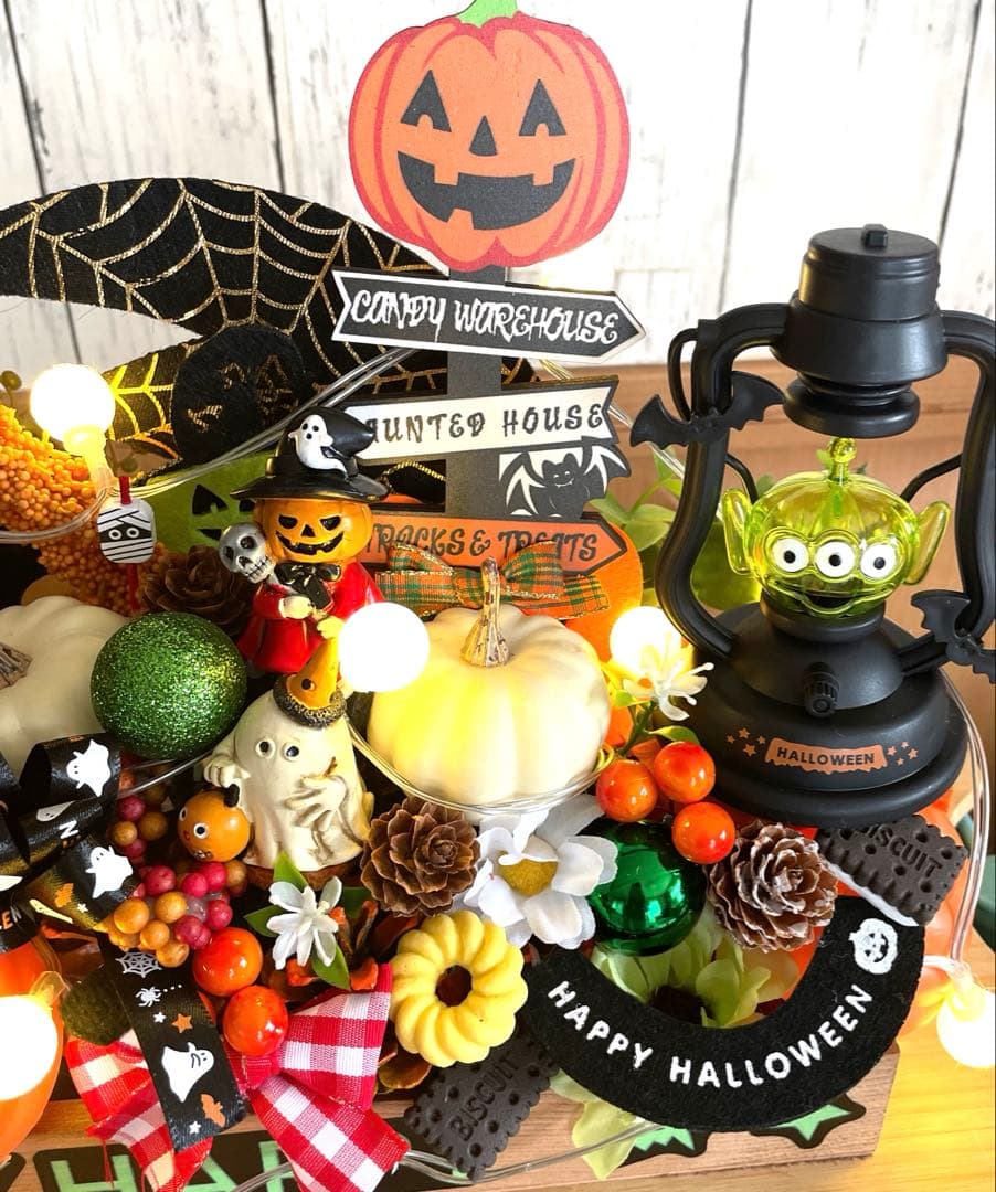 ハロウィン装飾 カボチャとランタン❣️ライト付き❣️ayu❣️２つセット❣️