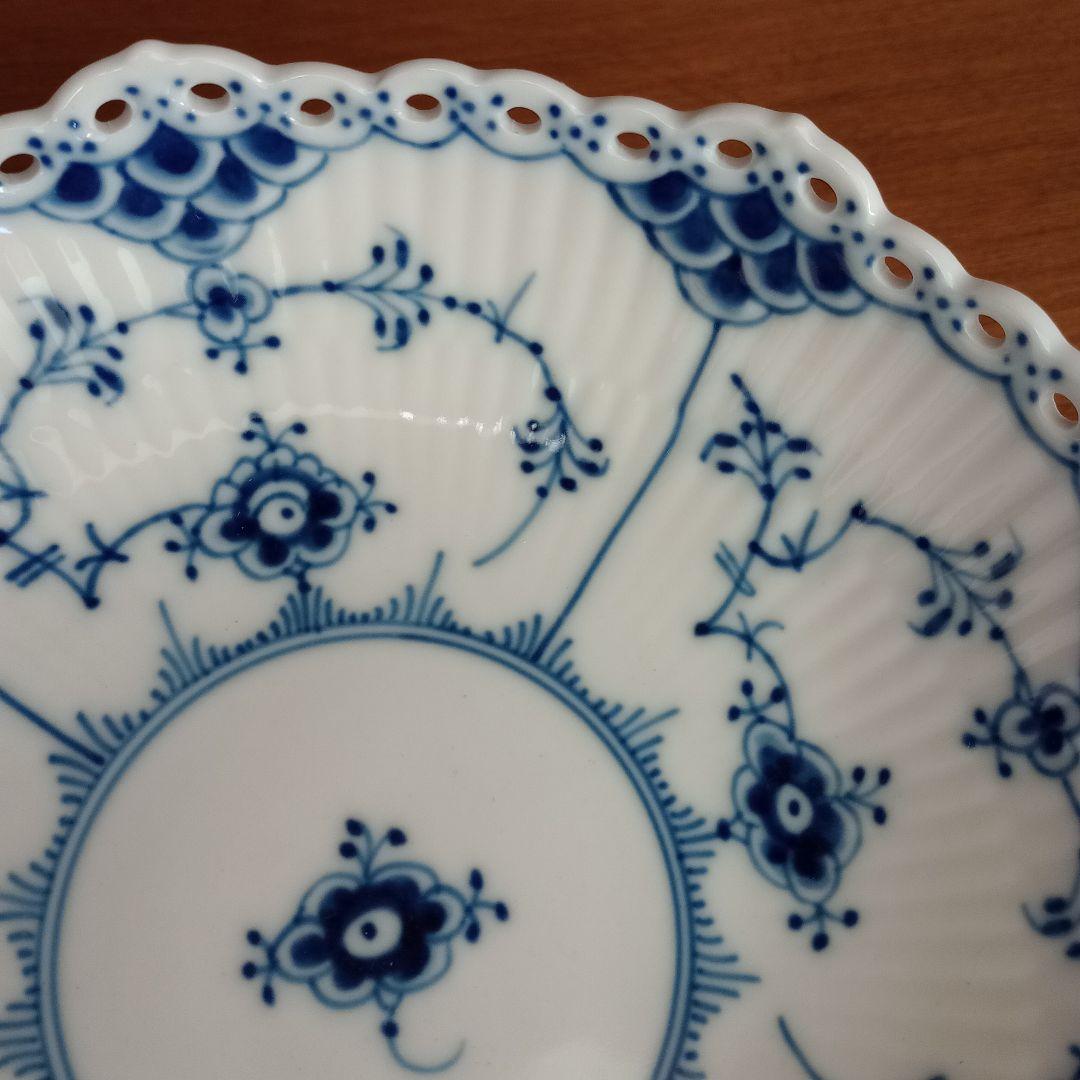 ロイヤルコペンハーゲン ブルーフルーテッド フルレース ケーキディッシュ脚付