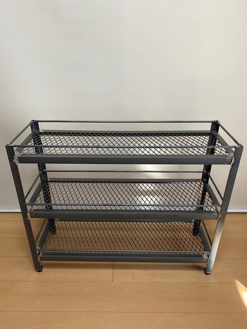 アイアンシェルフ　アイアンラック　インダストリアル 植物棚　アガベ