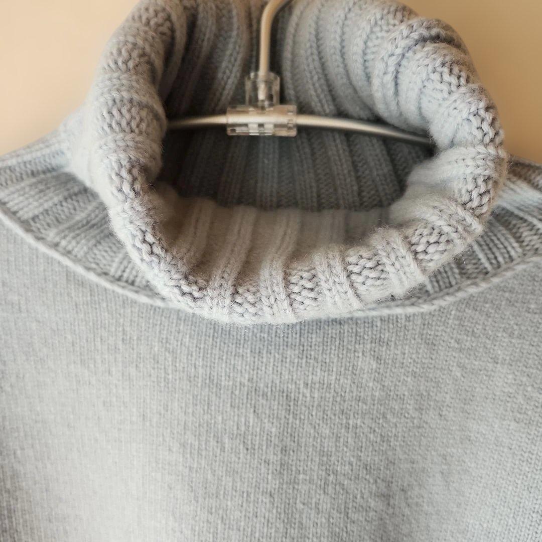 美品JADE サックスブルー タートルネック ニットセーター