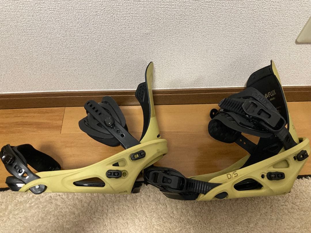 FLUX DS スノーボード ビンディング Mサイズ（フラックス　ディーエス）