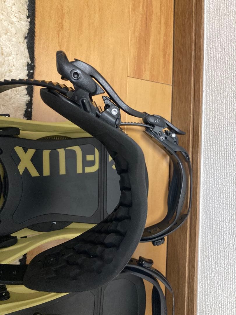 FLUX DS スノーボード ビンディング Mサイズ（フラックス　ディーエス）