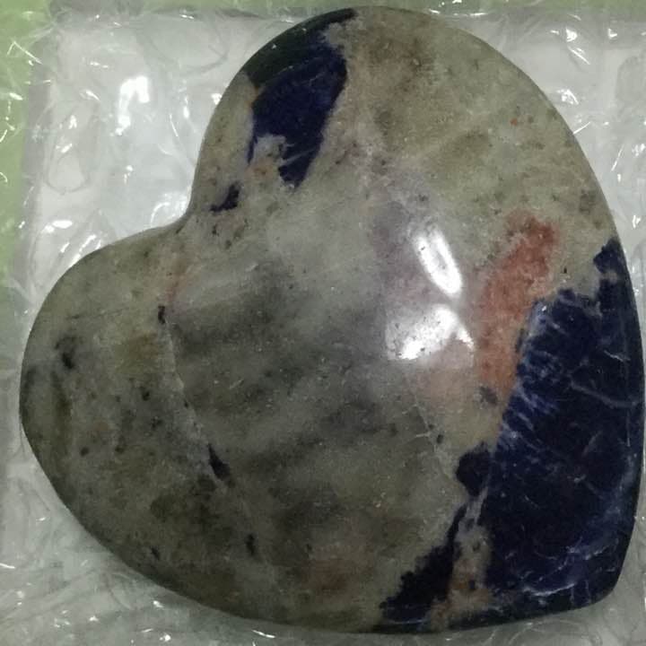特価❗️希少天然ソーダライト大きなハート／管理番号T757-1232
