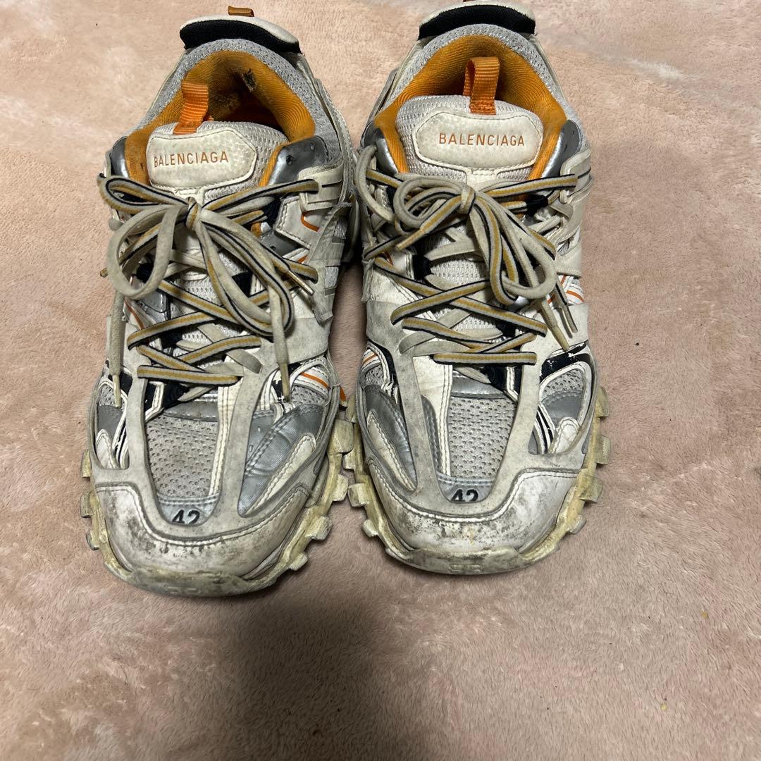 バレンシアガスニーカー