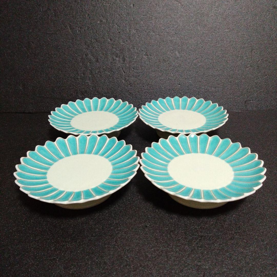 新品 有田焼 幸楽窯 菊割脚付き銘々皿4枚　お祝い