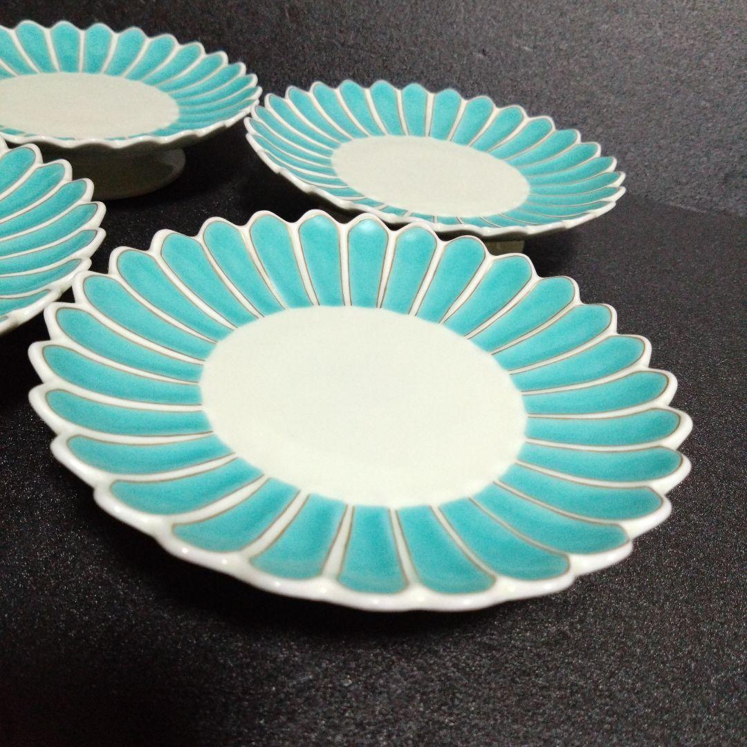 新品 有田焼 幸楽窯 菊割脚付き銘々皿4枚　お祝い