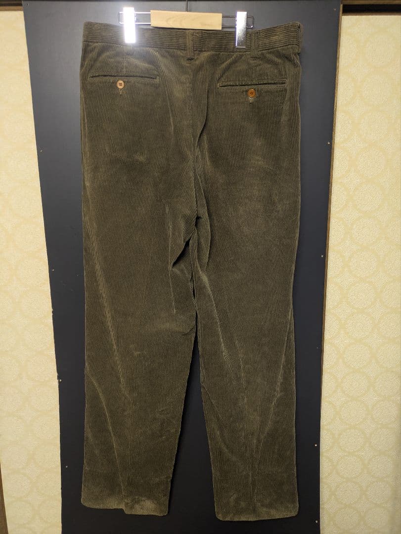 C.P. Company コーデュロイパンツ