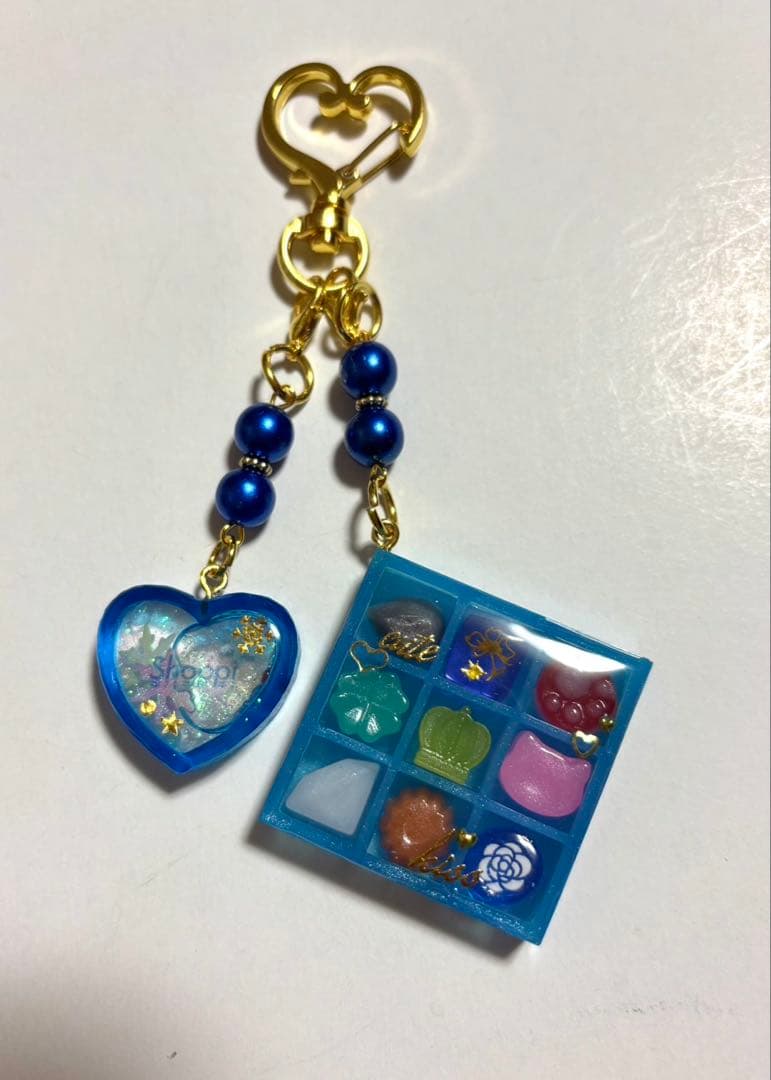 Man レジンキーホルダー ハンドメイド チョコボックス