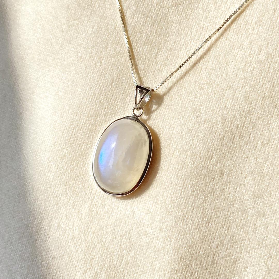 ★最終4000円引き！★【青い月マジック】ブルームーンストーン ペンダントトップ