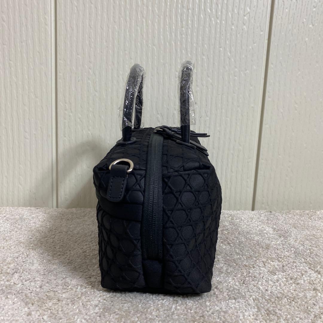 未使用 LAQUOH 【撥水加工】篭目柄エンボスボンディングミニボストン