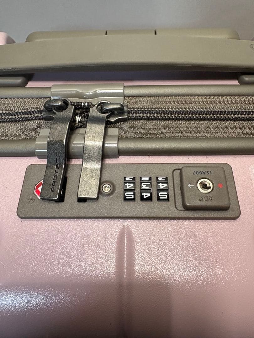 ⭐️超美品⭐️1回使用⭐️プロティカ機内持込OKスーツケース