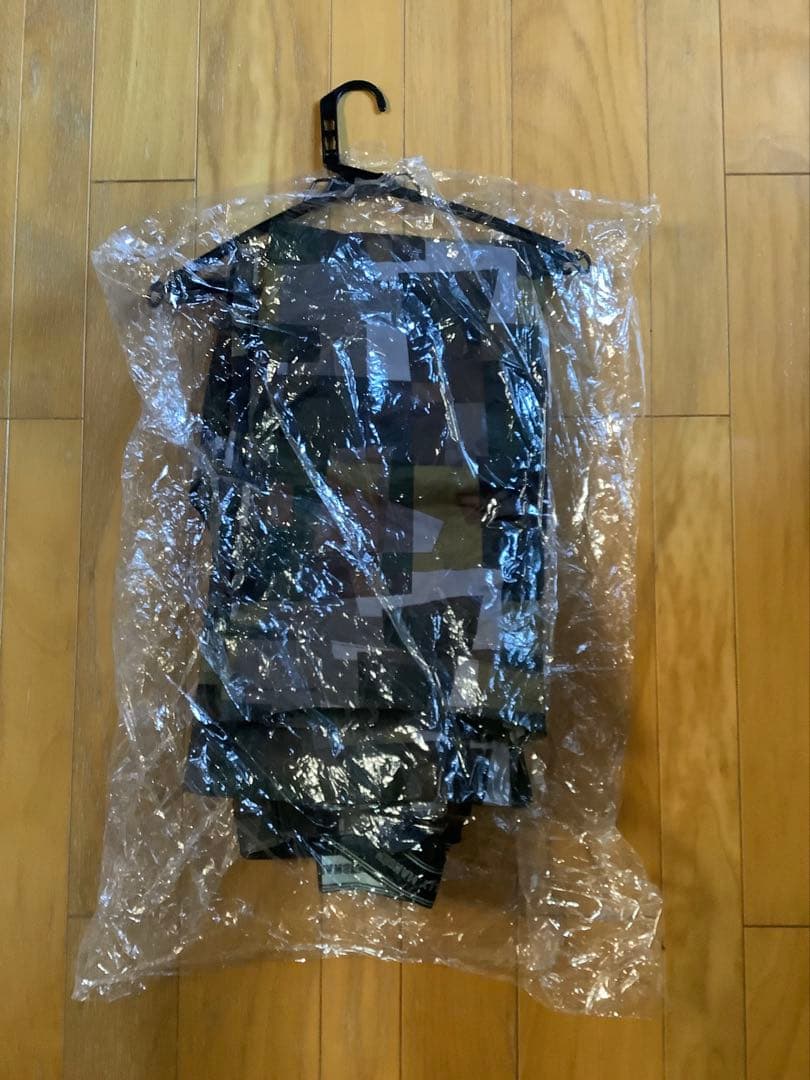 HENLY HANSEN スノボウエア上下