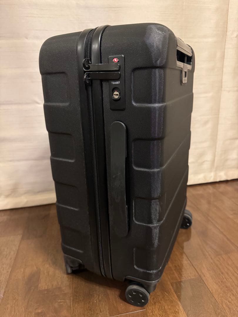 無印良品　バーを自由に調節できる　ハードキャリーケース（３６Ｌ）