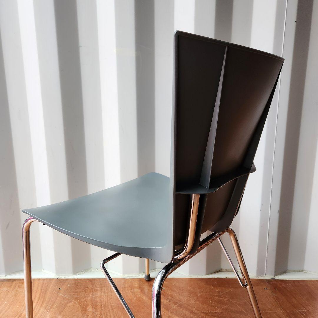 希少　SEGIS STORM スタッキングチェア　チャコール　italy