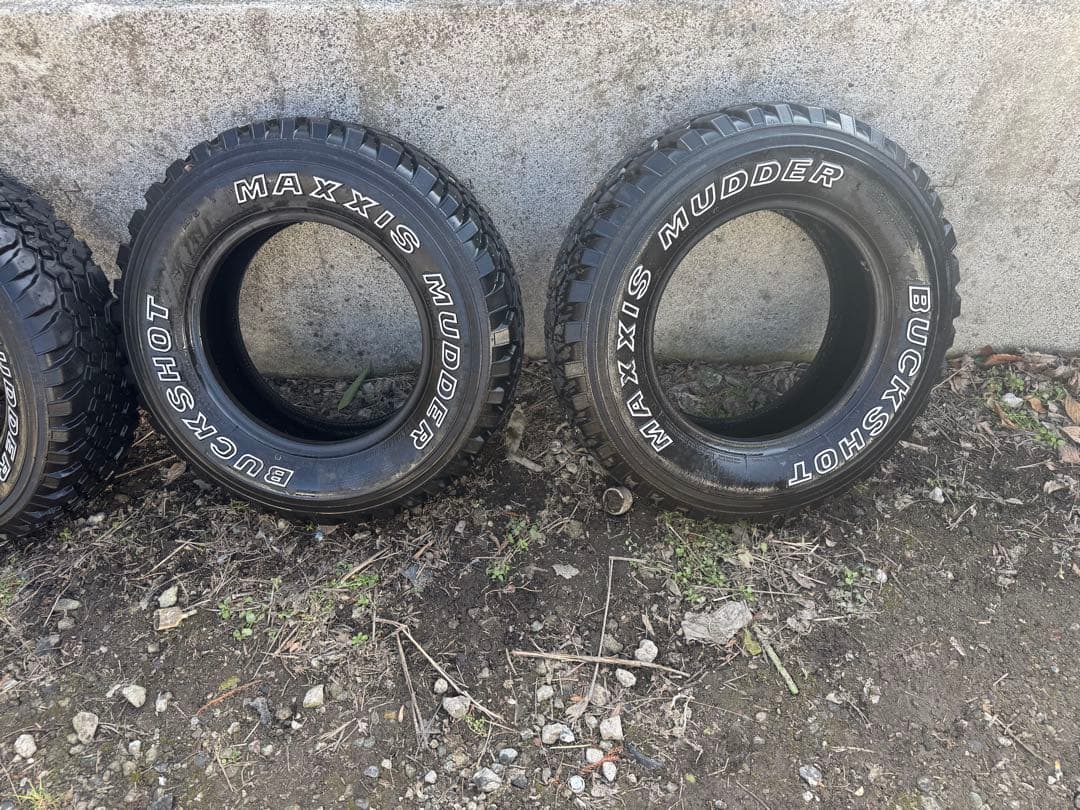 MAXXIS BUCKSHOT MUDDER 195r14 マッドタイヤ