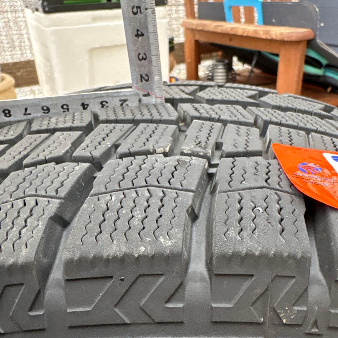 WINTER MAX ダンロップ205/60 R16 スタッドレス値引き可