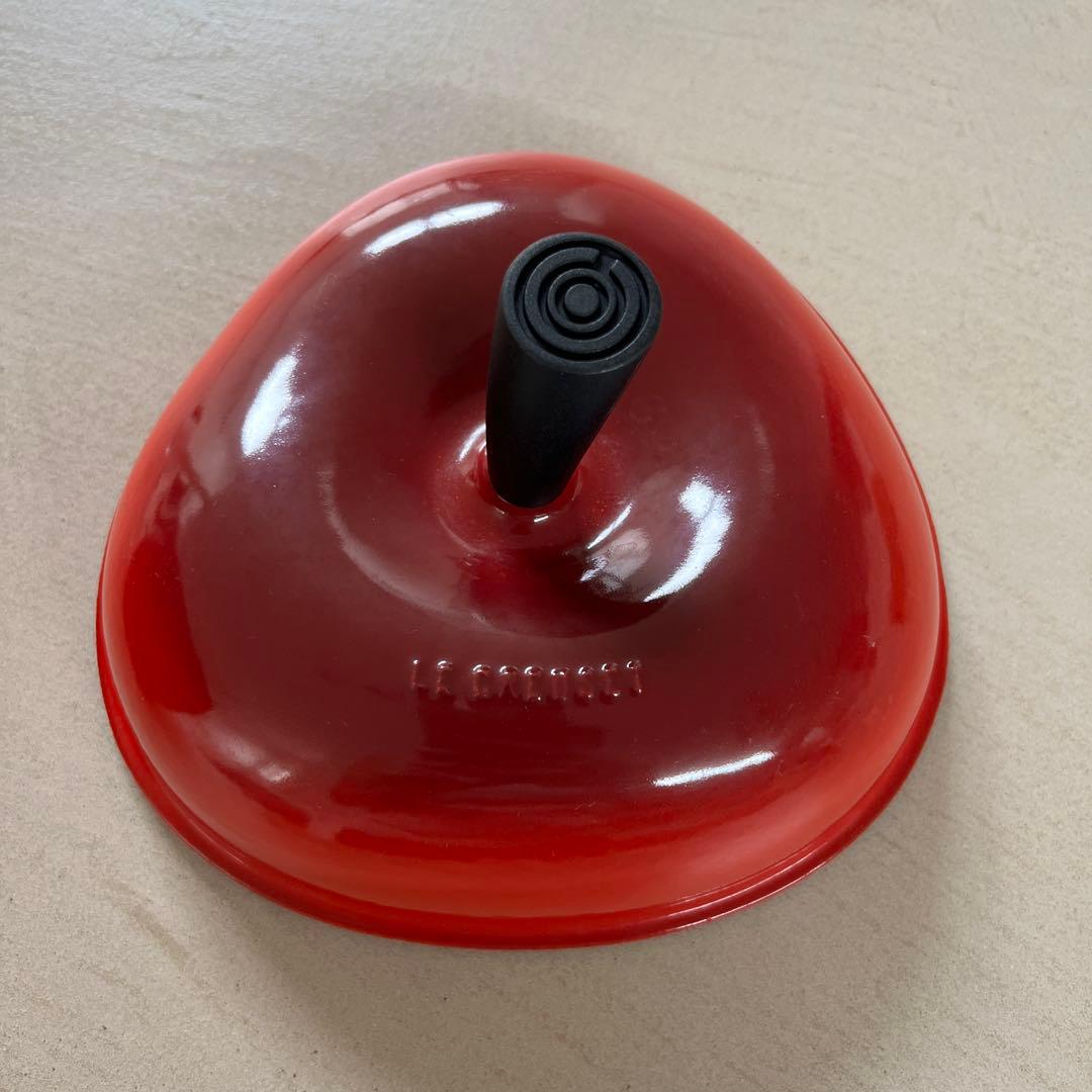 ル・クルーゼ　両手鍋　リンゴ型