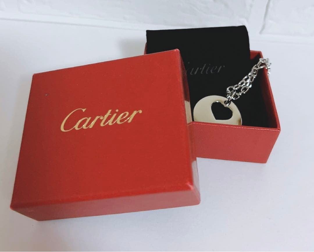 カルティエ　Cartier キーホルダー　ハート　箱付き
