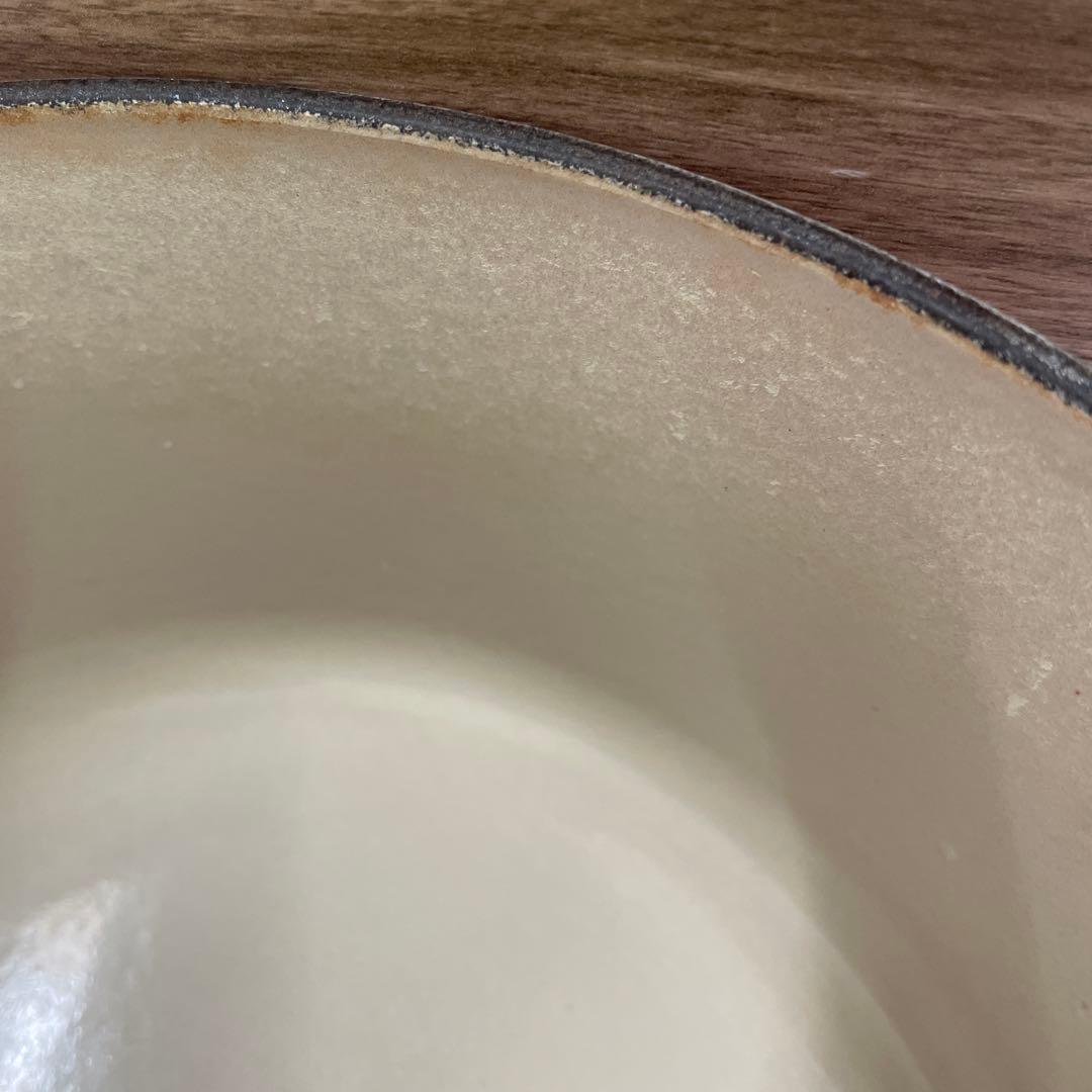 ル・クルーゼ ココットロンド 22cm 赤 両手鍋