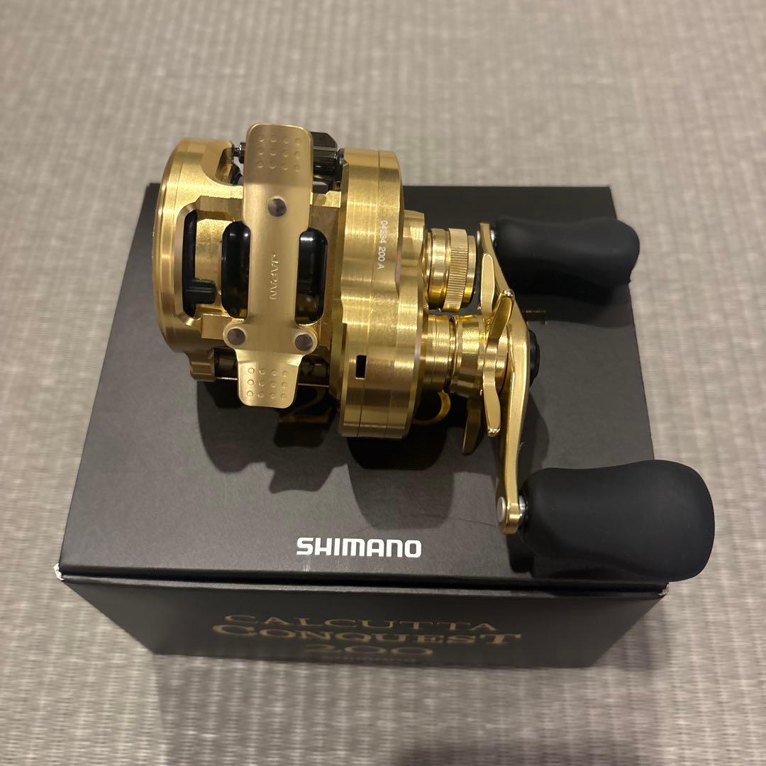 シマノ21カルカッタコンクエスト200未使用品