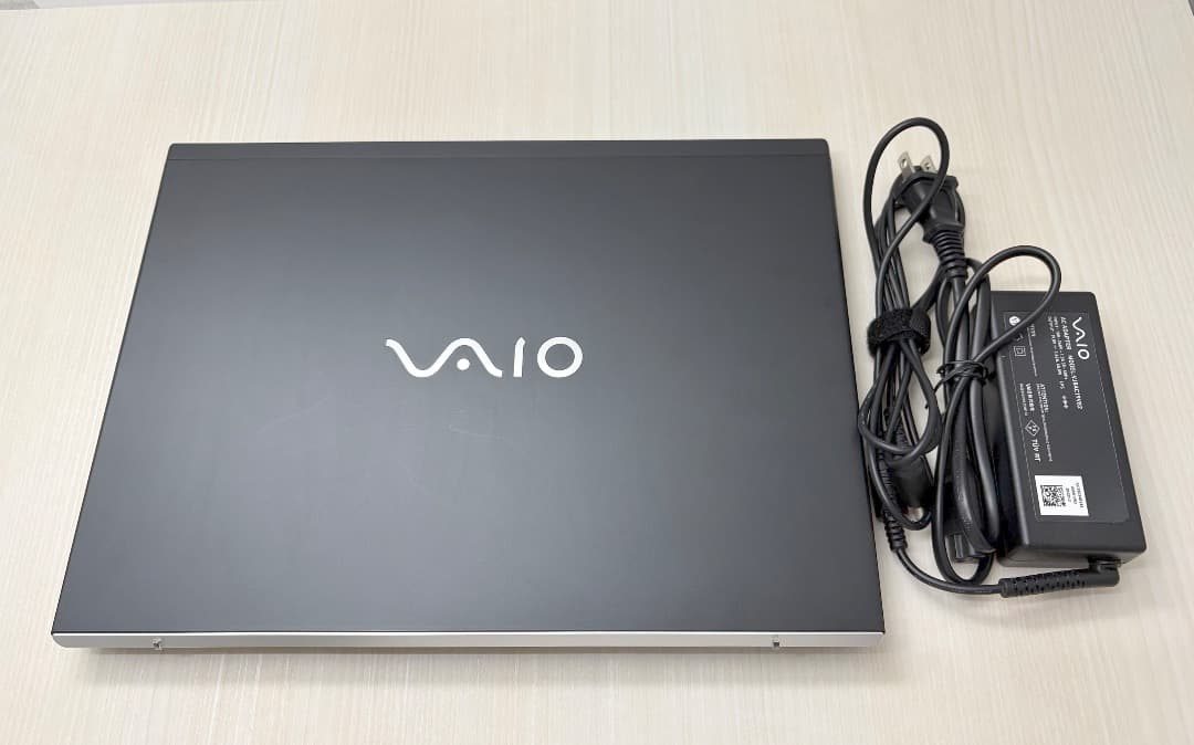VAIO S13 VJS1358 美品 / メモリ16GB / SSD950GB