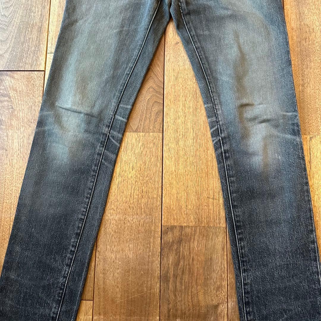 SAINT LAURENT PARIS バック刺繍　スキニーデニム　26