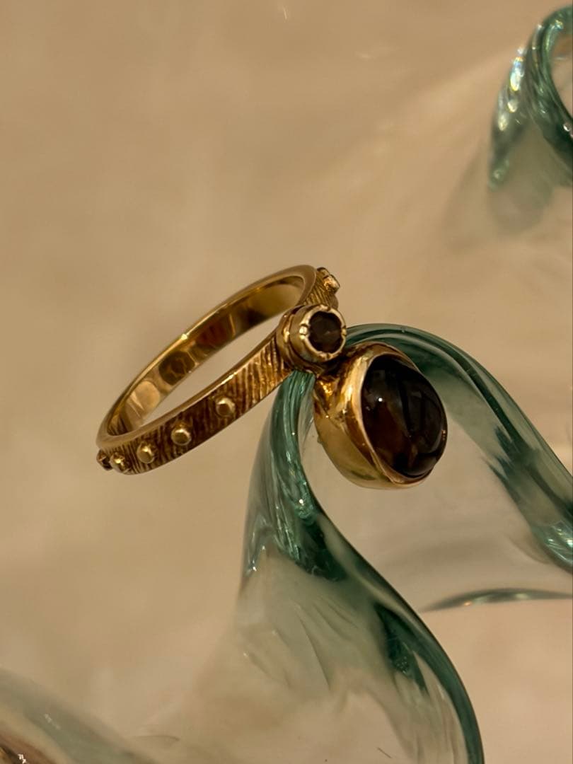 つ*や様 Un by Tomoyo Yoshida コメットringスモーキーク