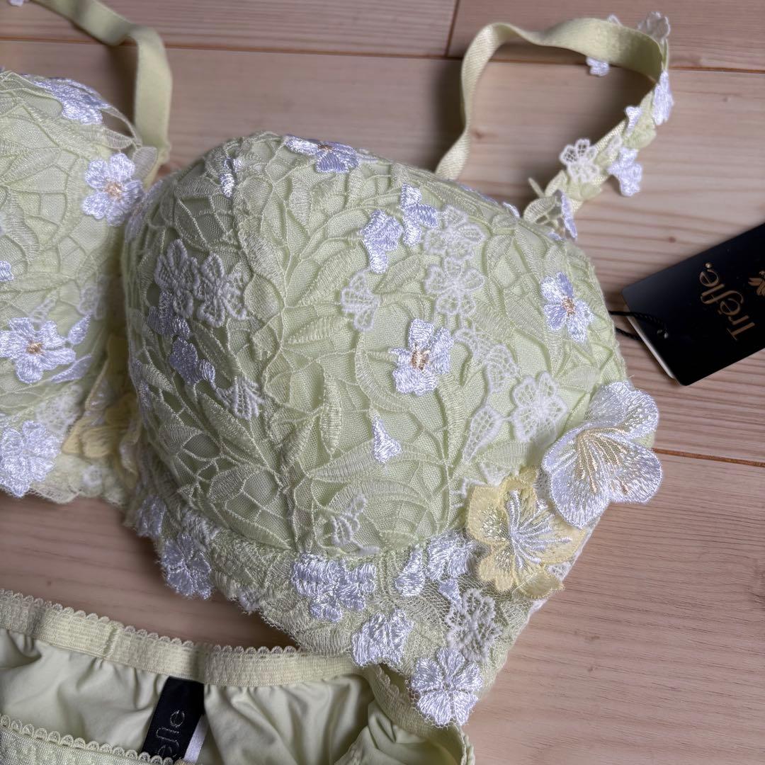 【新品未使用】 Trefle トレフル ブラジャーショーツ セット F70/L