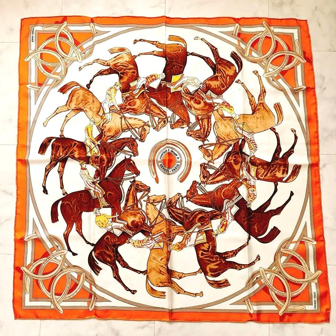 極美品　HERMES エルメス カレ90 馬柄 シルク100 スカーフ　オレンジ