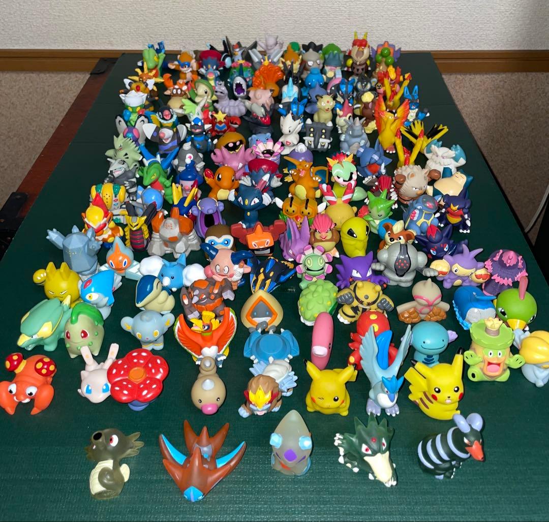 ポケモン　指人形143体 クリア5体
