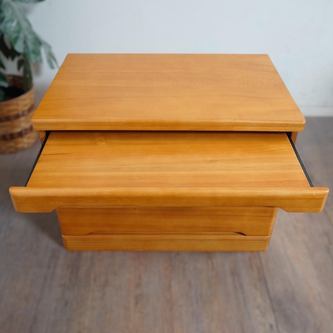 【新品】仏壇 チェスト　リビングにも置ける モダン アウトレット