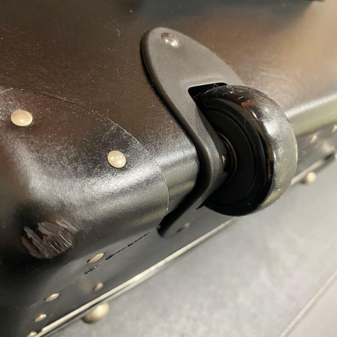 1回　グローブトロッター　オリジナル キャリーオン 30L　機内持込