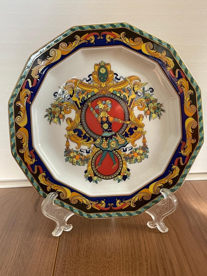 ヴェルサーチ/ローゼンタール製プレート(直径18cm)