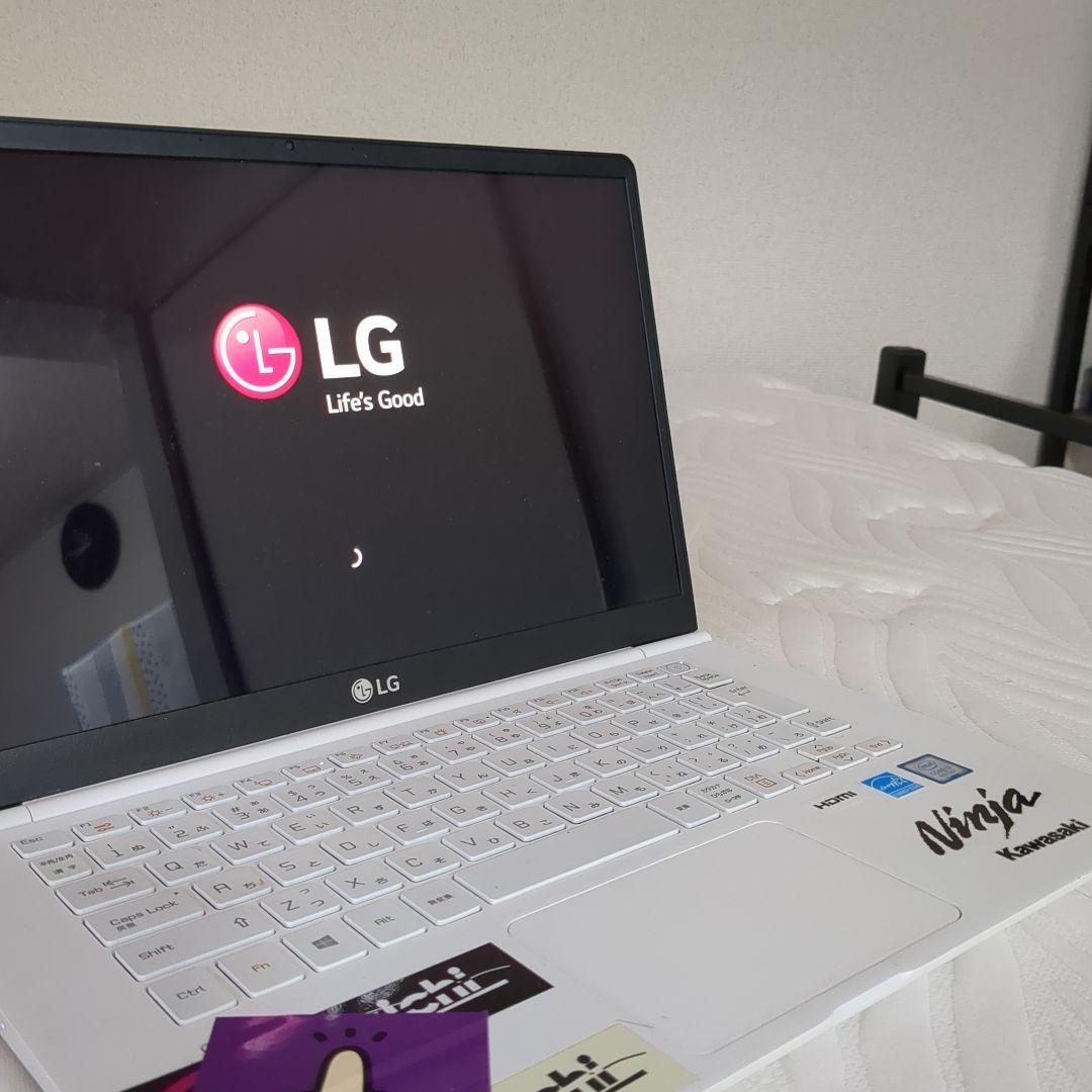 LG★gramノートパソコン★ corei3★ ホワイト ノートPC