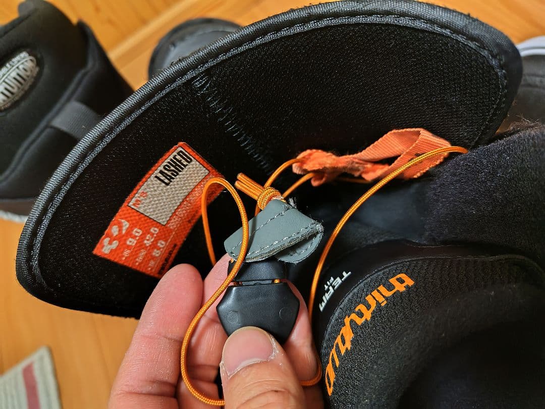 thirtytwo スノーボードブーツ LASHED 27cm 22-23