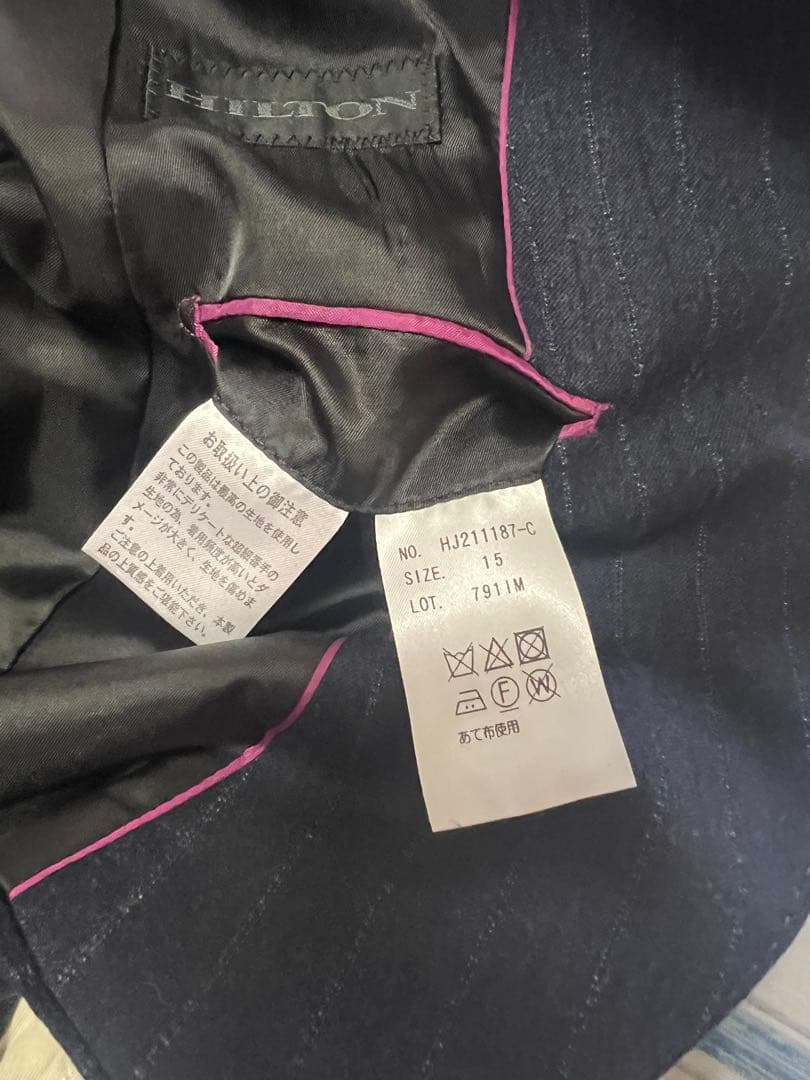 ヒルトン　ビジネススーツ　15号