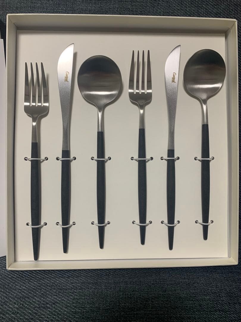 新品未使用品　クチポール　ゴア　カトラリー　6本セット　ブラック×シルバー
