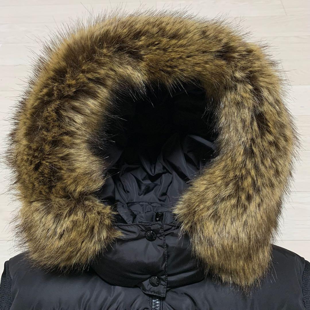 【新品同様】モンクレール　 BAIRON バイロン　ダウンベスト　黒　5D20