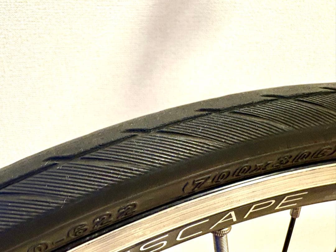 ☆高年式 Giant ジャイアント エスケープR3 新品部品で整備済み