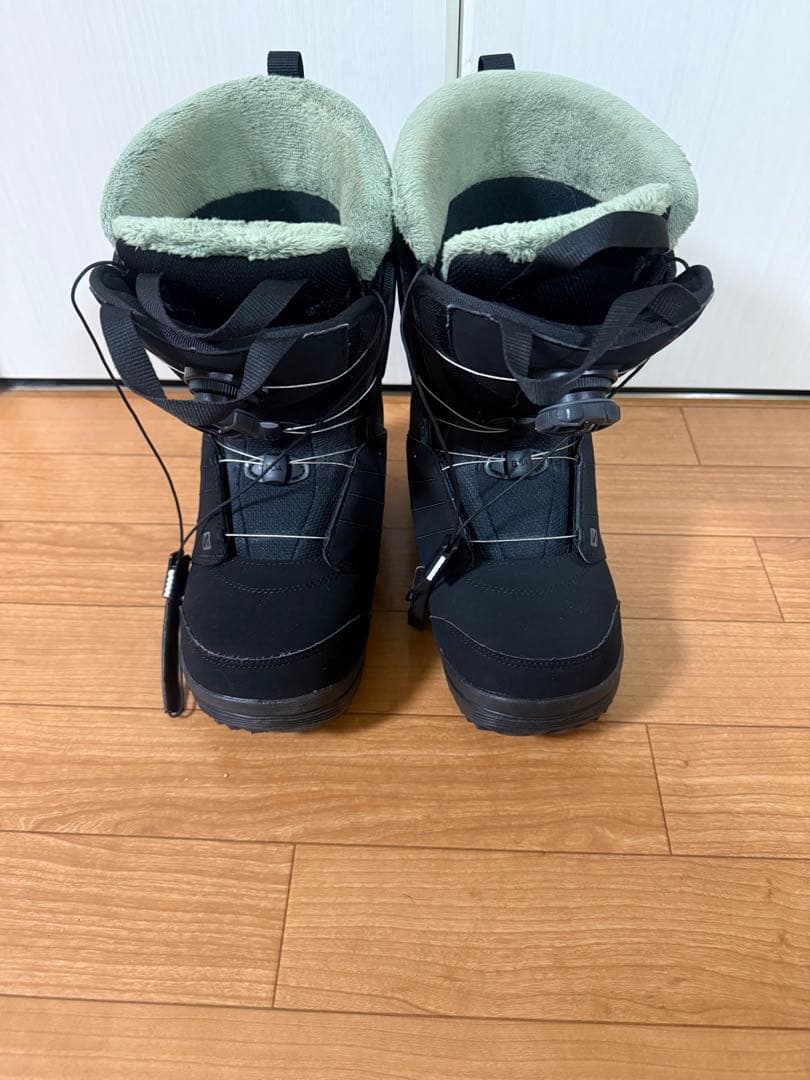 Salomon PEALA 23㎝　サロモン　スノーボードブーツ