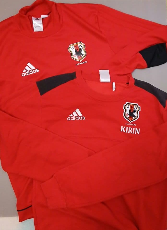 adidas サッカー日本代表　トレーナー　プラクティスシャツ　2着セット
