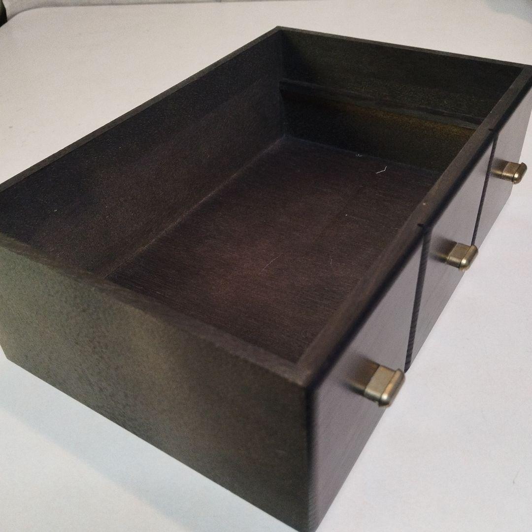 黒い木製アクセサリーケース ガラストップ付き　6個の引き出し付　大きめサイズ