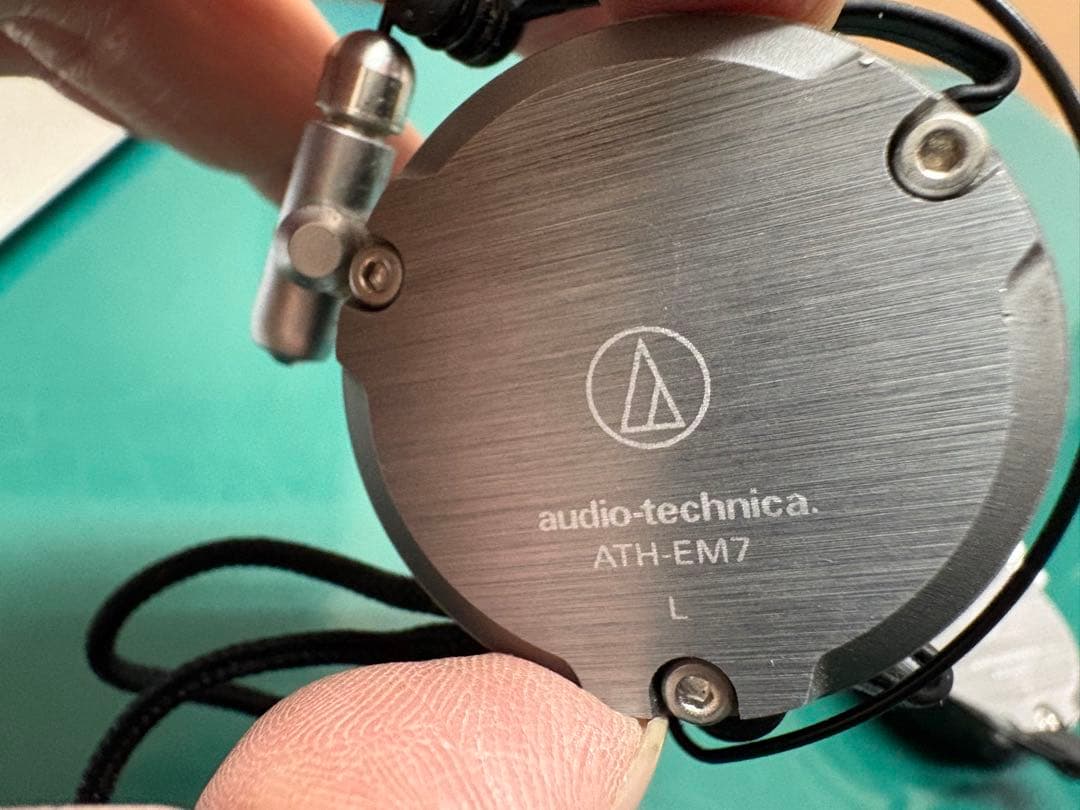 audio-technica ATH-EM7 イヤフォン ケース付き