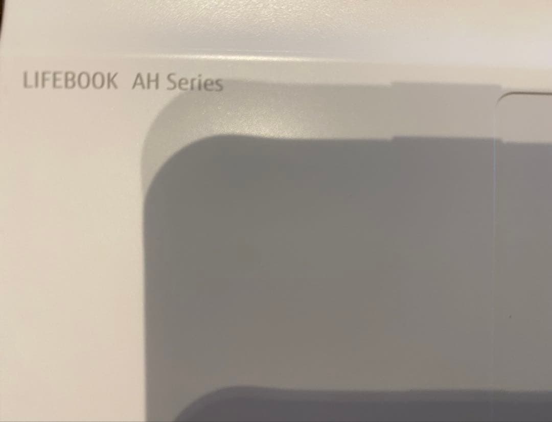 中古　LIFEBOOK AH50/E1 FMVA50E1W プレミアムホワイト