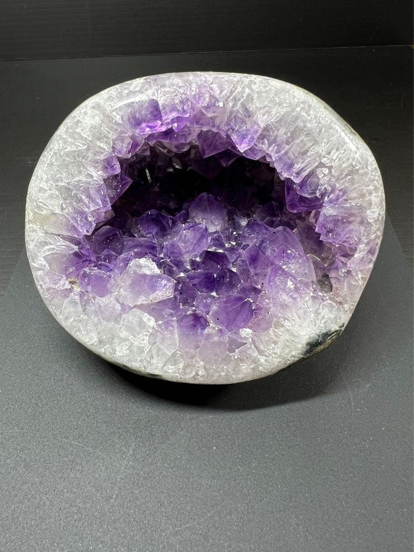 A679希少！美しい紫色 高品質天然アメジストドーム 置物