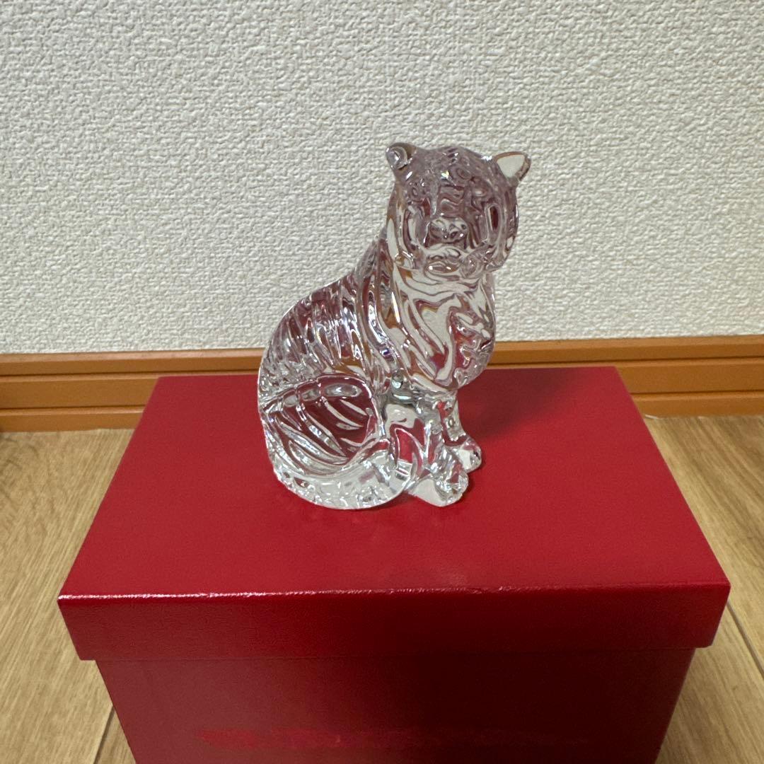 バカラ　トラ　置き物