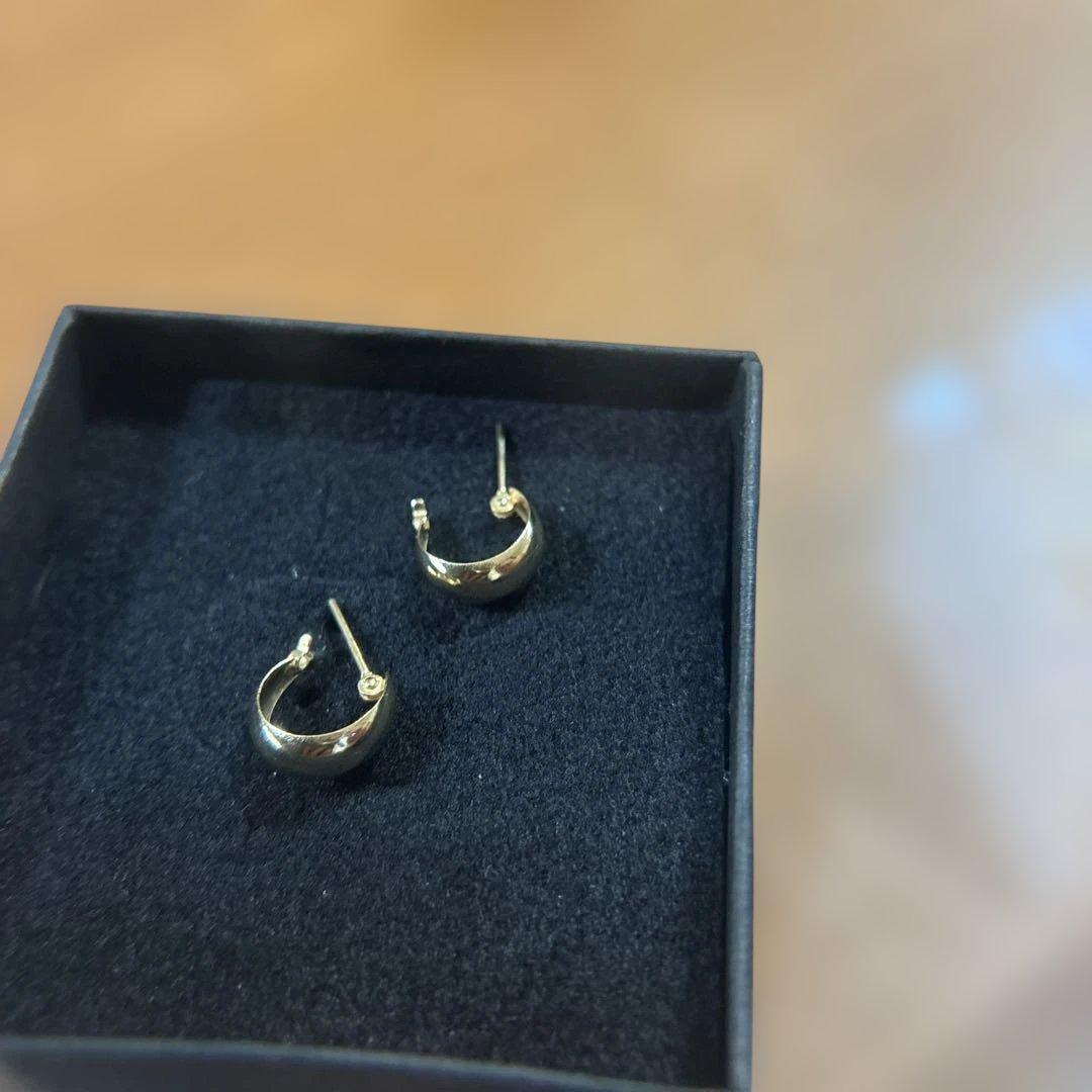 K18 フープピアス 5mm×10mm クロッシングピアス イエローゴールド美品