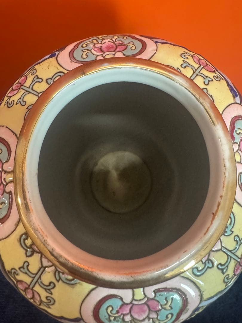 1749中国武神の図が描かれた双耳付きの人物花瓶 大清同治年製銘　時代物