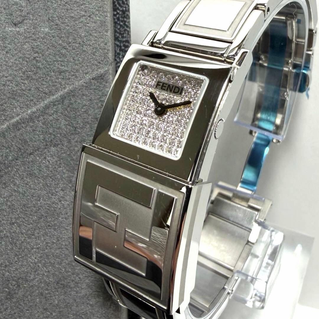 【稼働/新品電池/箱付】フェンディ 5500L 腕時計 ダブルフェイス クォーツ