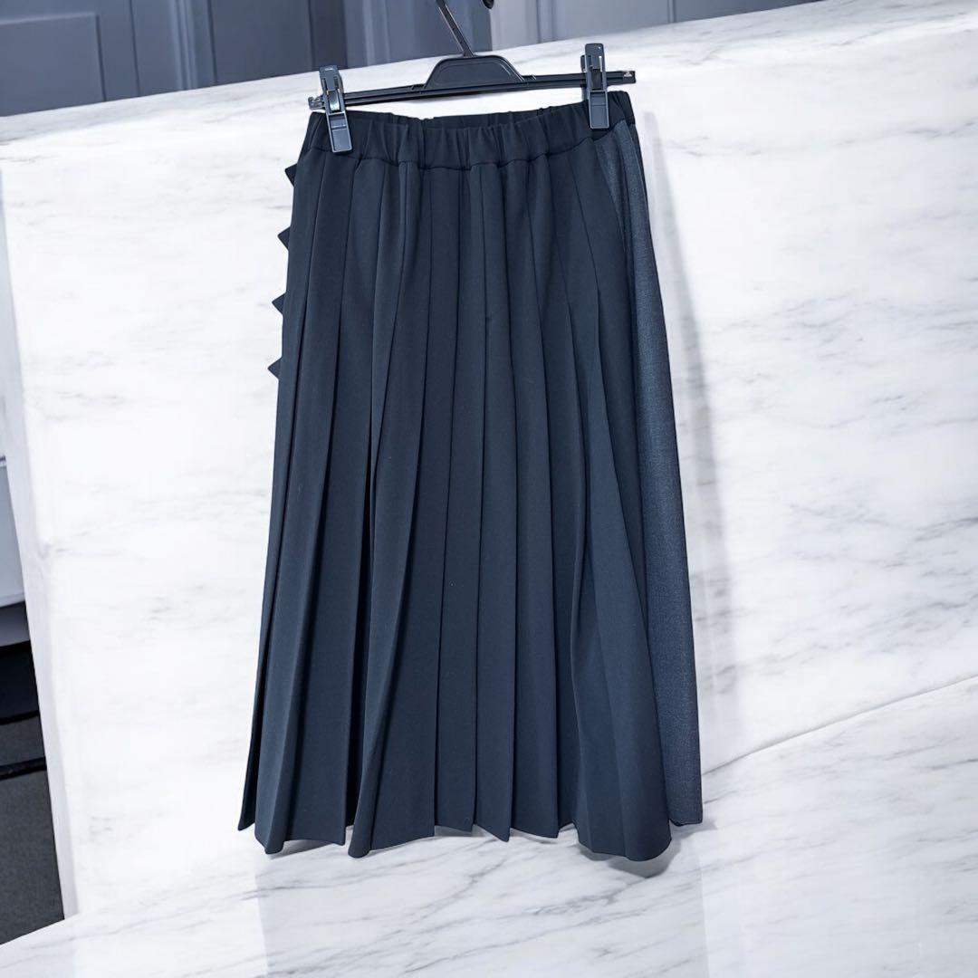 高井直子 プリーツスカート NT 未使用品